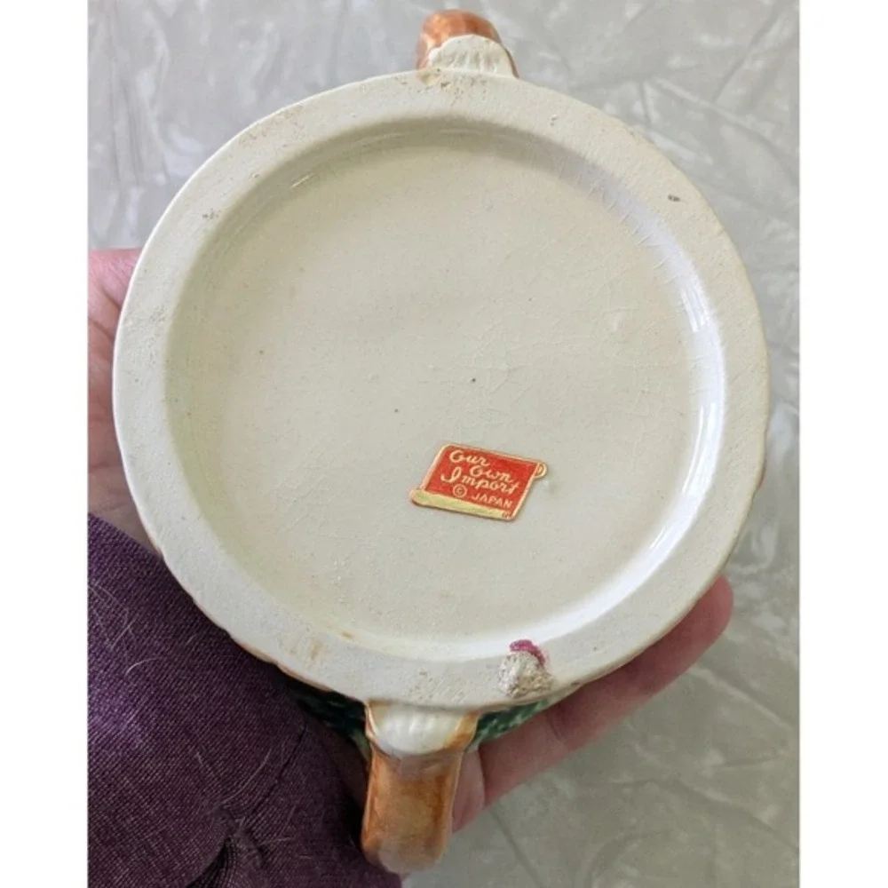 Vintage Majolica Japan Cottage Ware Sugar Bowl‎ and Salt & Pepper Shaker Set